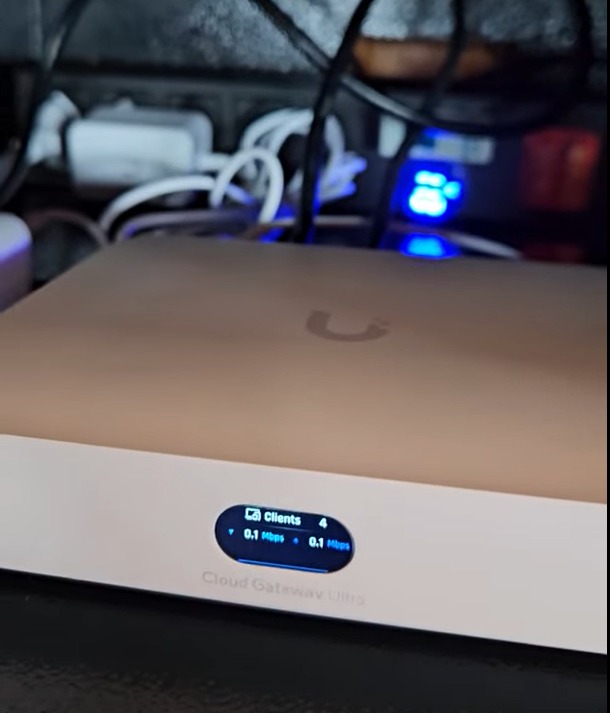 Ubiquiti Cloud Gateway Ultra